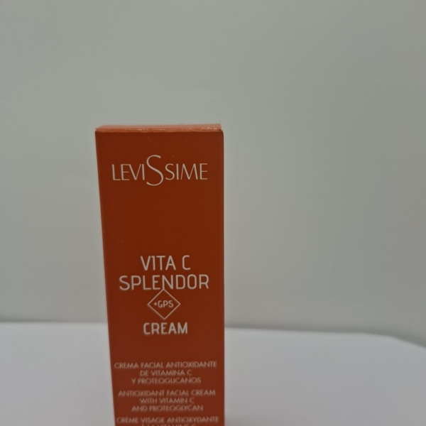 Levissime Vita C Splendor + GPS Cream.